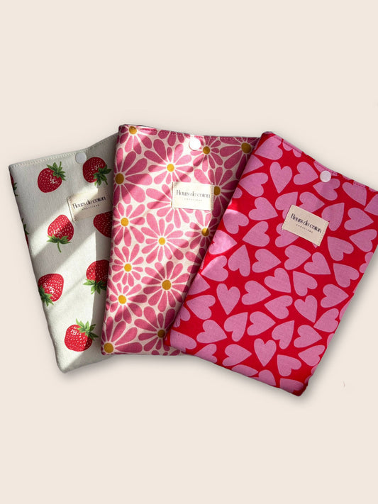 Booksleeve Aardbeien, Bloemen of Hartjes